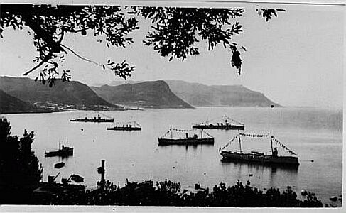 The General Botha and RN fleet dressed for Union Day 1930